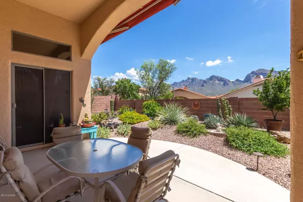 Oro Valley, AZ 85737,653 W Paseo Rio Grande