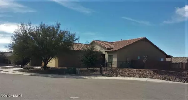 996 Throne Room, Benson, AZ 85602