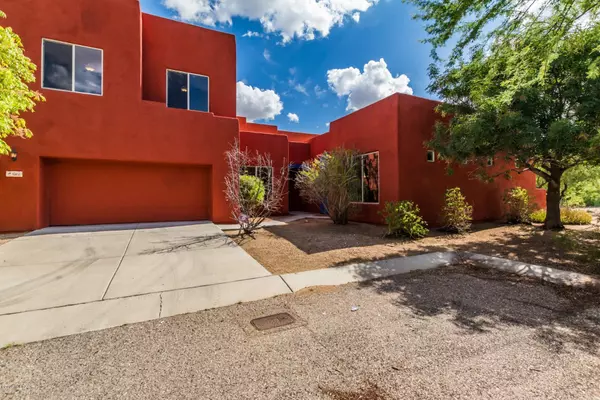 10618 E Ralph Alvarez Place, Tucson, AZ 85747