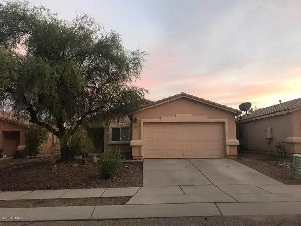 2209 W Frostwood Lane, Tucson, AZ 85745