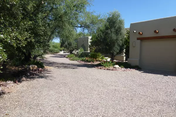 Tubac, AZ 85646,2317 Balderrain Ln