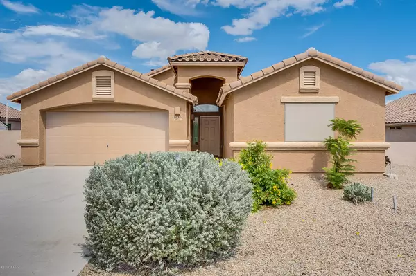 1030 W Via San Miguel, Green Valley, AZ 85614