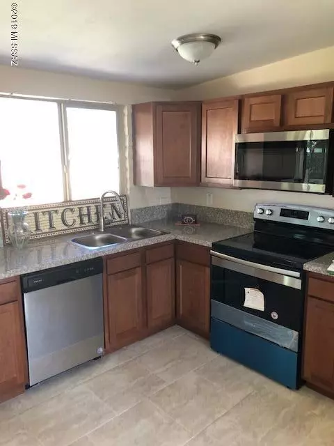 8355 E Fond Du Lac Drive, Tucson, AZ 85730