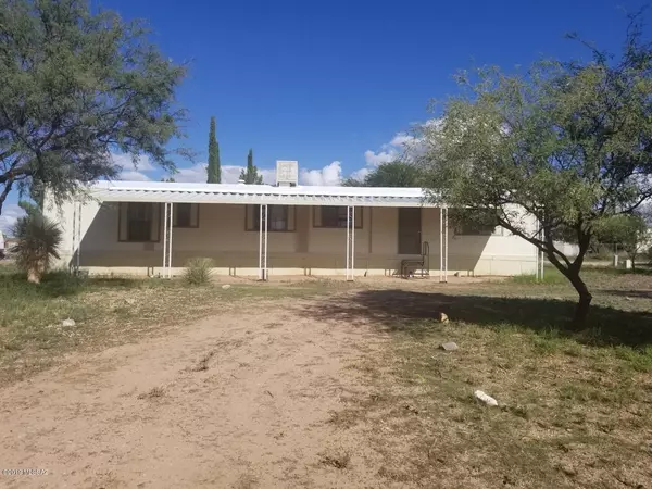 3185 W Stewart Road, Benson, AZ 85602