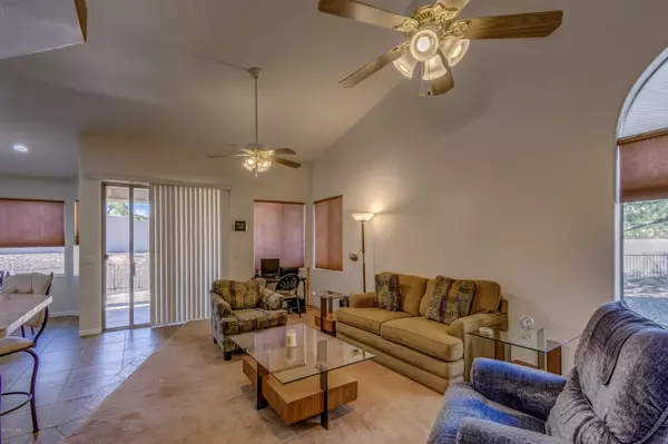 Oro Valley, AZ 85755,13401 N Rancho Vistoso Boulevard #90