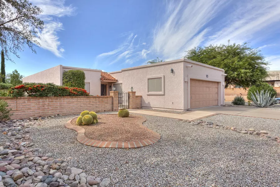 1717 W Retorno De Manana, Green Valley, AZ 85622