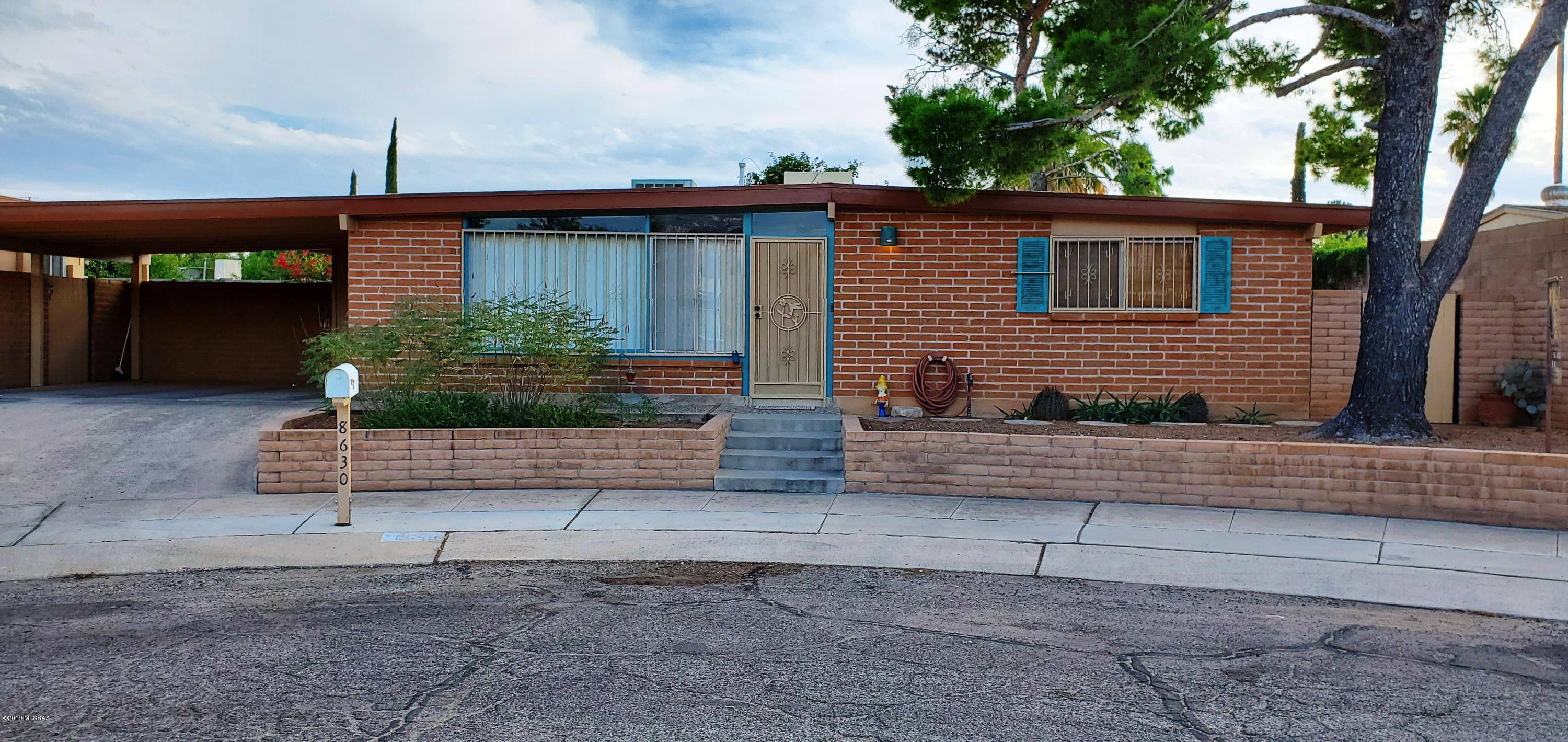 8630 E Bellevue Place, Tucson, AZ 85715