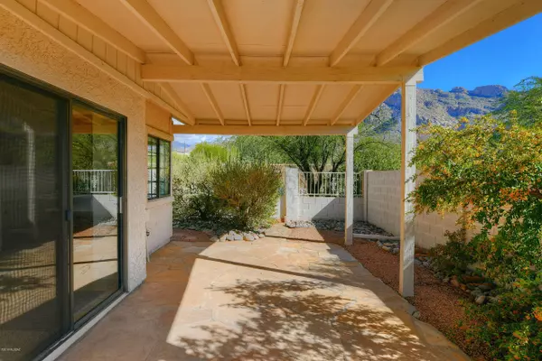 Oro Valley, AZ 85737,320 E Fieldcrest Lane