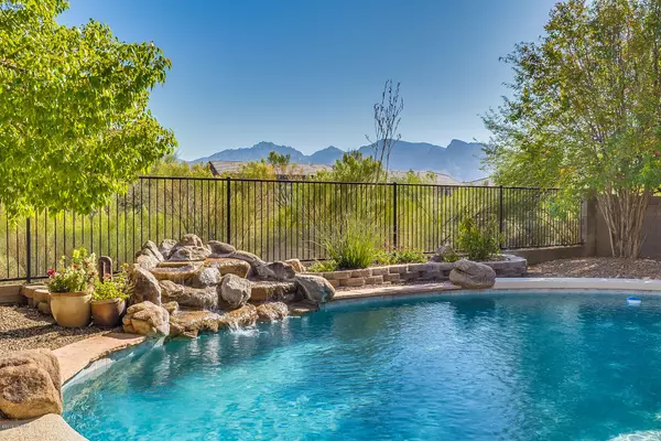 12894 N Yellow Orchid Drive, Oro Valley, AZ 85755