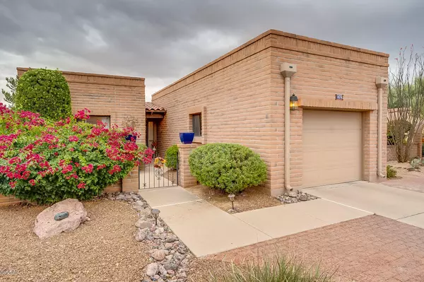 1676 W Retorno De Manana, Green Valley, AZ 85622