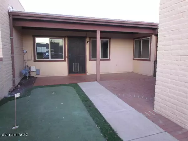 Green Valley, AZ 85614,1384 W Aztec Court