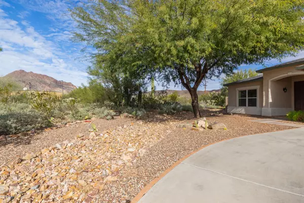 3223 S Desert Echo Road, Tucson, AZ 85735