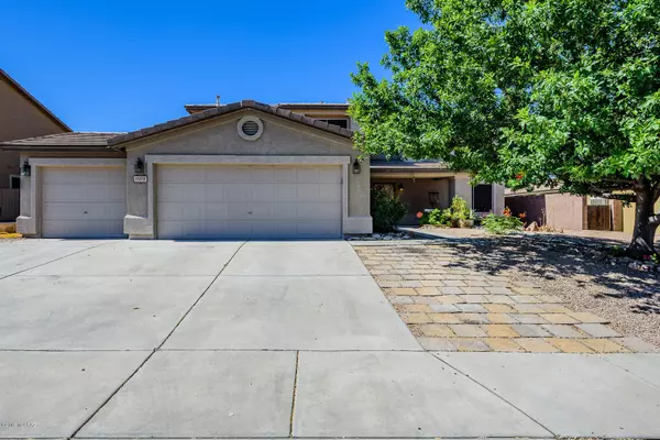 13378 E Almond Crest Drive, Vail, AZ 85641