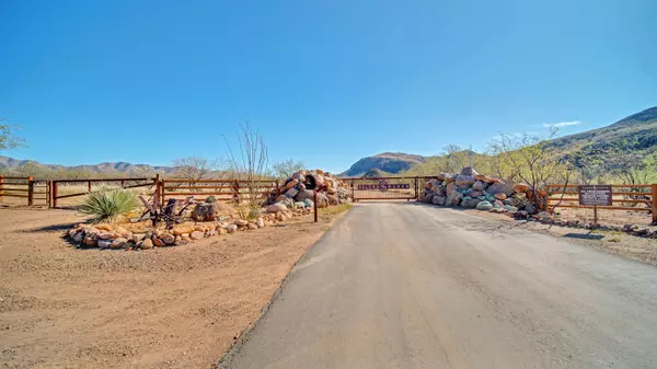 640 Grosvenor Road #138, Rio Rico, AZ 85648