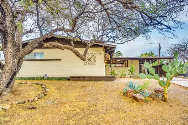 Corona De Tucson, AZ 85641,117 W George Truit Street