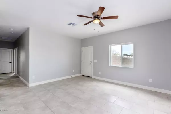 343 W 27th Street, Tucson, AZ 85713