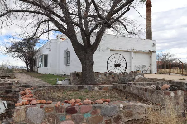 Tombstone, AZ 85638,490 N Escondida Drive