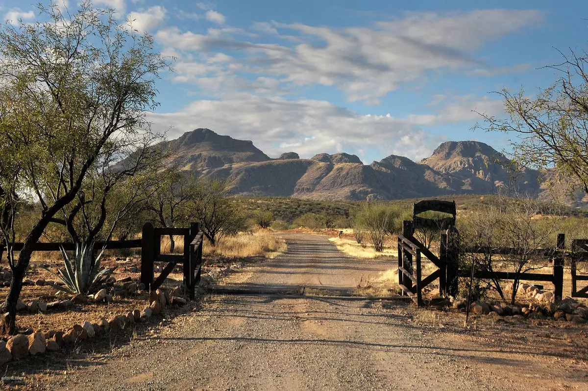 Tubac, AZ 85646,80 Kenyon Ranch Road