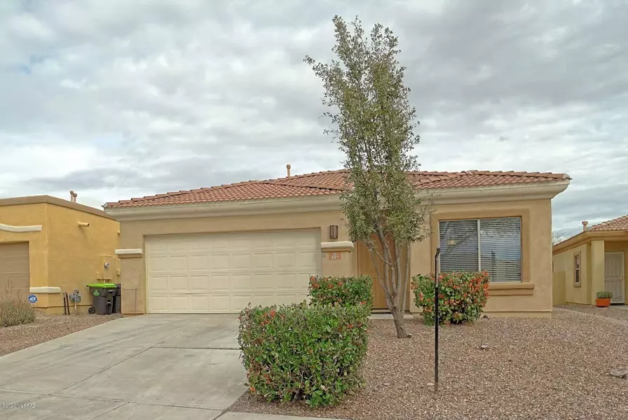 357 E Camino Rancho Redondo, Sahuarita, AZ 85629