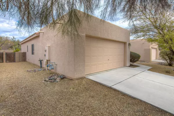 Tucson, AZ 85704,5452 N Mesquite Bosque Way