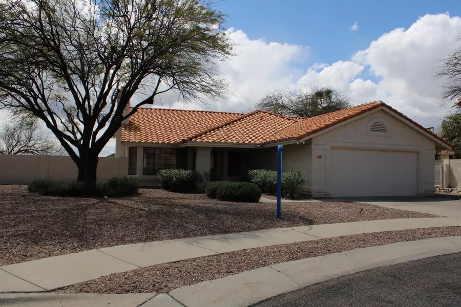 1081 W Eagle Landing Place, Tucson, AZ 85737