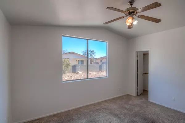 Tucson, AZ 85743,6564 W Hassayampa Place