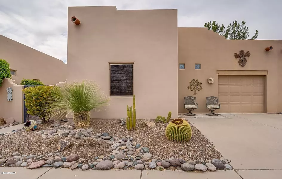 3796 S Calle Rambles, Green Valley, AZ 85614