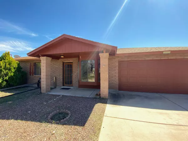 565 Paseo Reforma, Rio Rico, AZ 85648