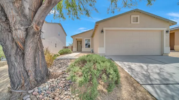 1063 W Camino Luna Llena, Sahuarita, AZ 85629