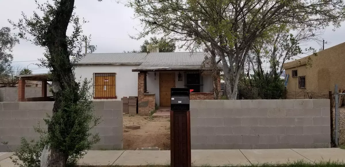 Tucson, AZ 85706,826 W Montana Street