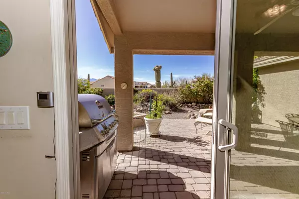 Green Valley, AZ 85614,2204 E Bluejay Bluff Lane