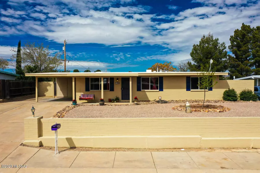 309 3Rd Street, Huachuca City, AZ 85616