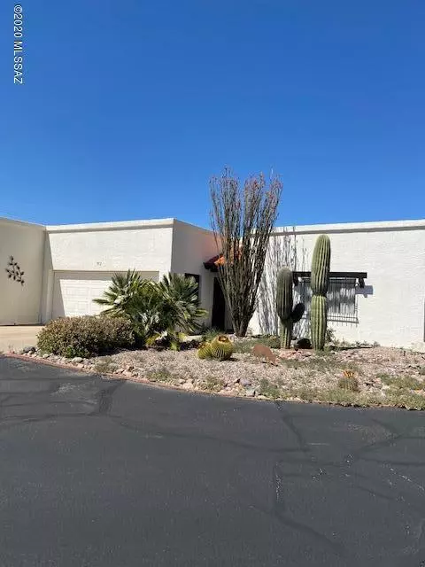 Green Valley, AZ 85614,932 W Camino Guarina