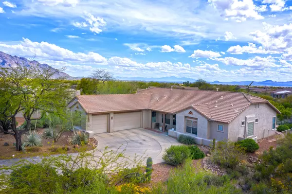 1905 W Mountain Laurel Drive, Oro Valley, AZ 85737