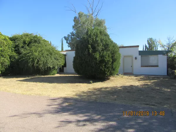 35 Driftwood Circle, Nogales, AZ 85621