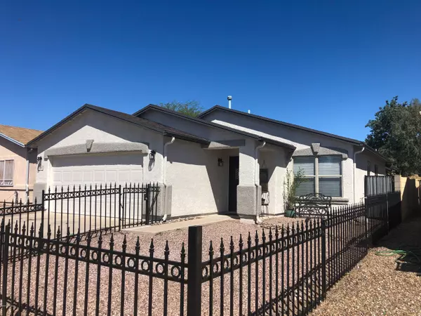 1736 W Rue De La Montagne, Tucson, AZ 85746