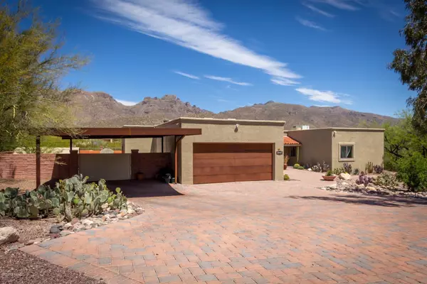 5020 N Bear Canyon Road, Tucson, AZ 85749