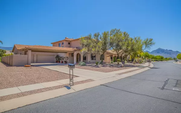 12922 Eagleview Drive, Oro Valley, AZ 85755