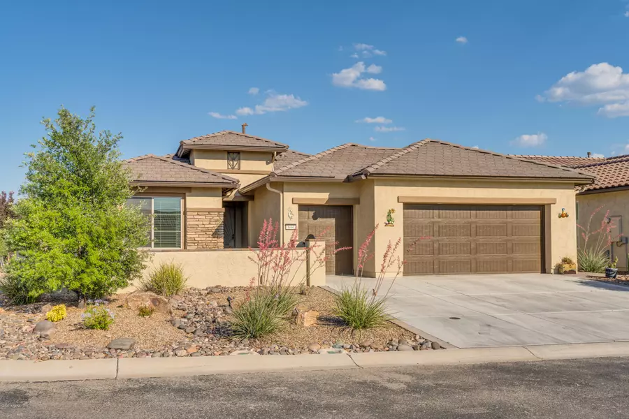 644 N Thunderchief Court, Green Valley, AZ 85614