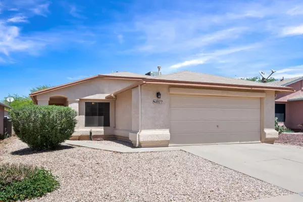 8977 E Kinross Drive, Tucson, AZ 85730