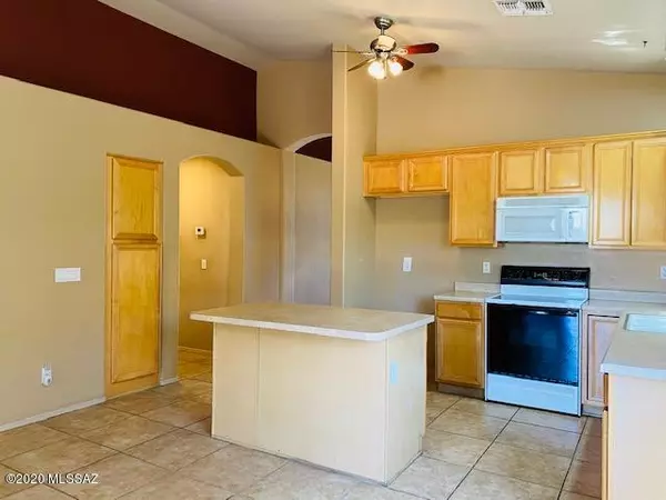 Tucson, AZ 85749,9690 E Country Court