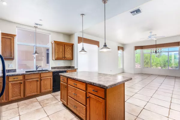 Oro Valley, AZ 85755,14220 N Lobelia Way