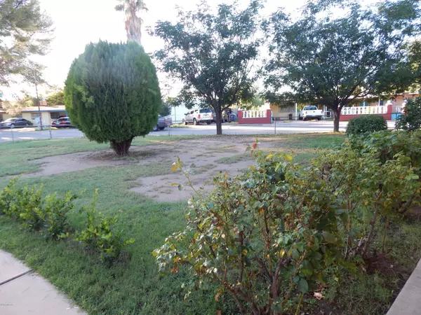 Nogales, AZ 85621,2724 N Green Place