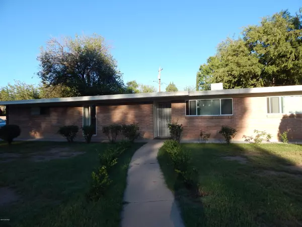 2724 N Green Place, Nogales, AZ 85621