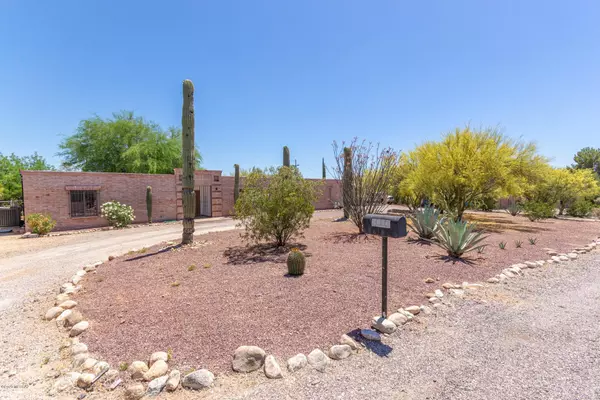 2001 W Khaibar Place, Tucson, AZ 85704