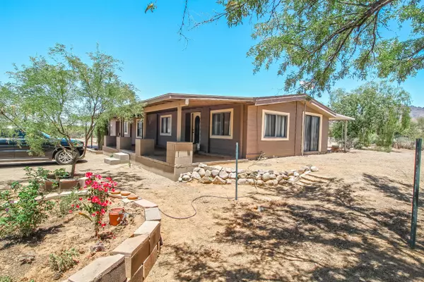 7970 W Bopp Road, Tucson, AZ 85735