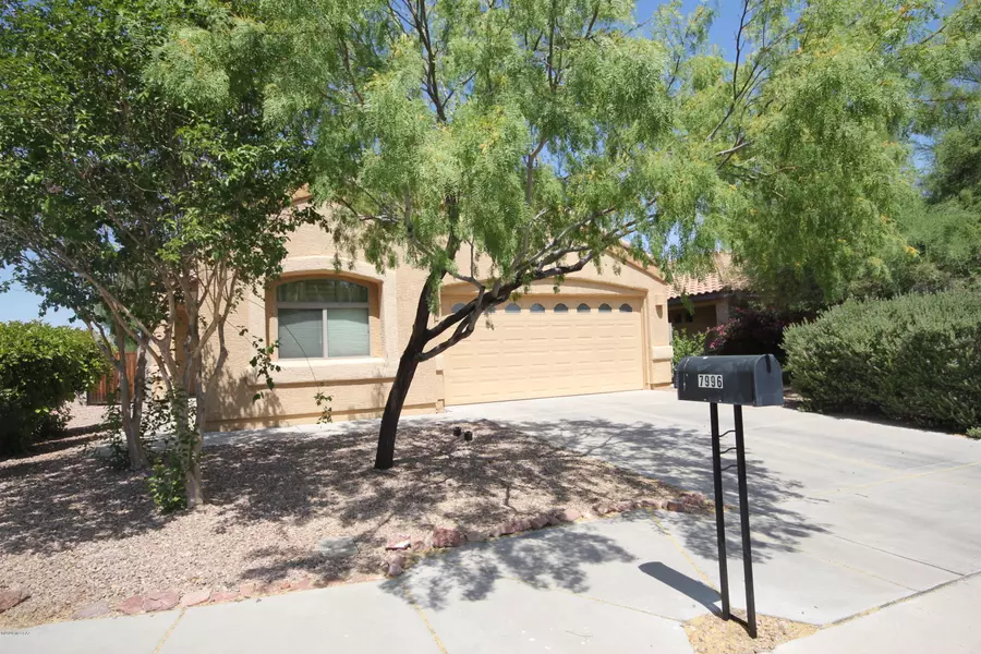 7996 S Fenway Drive, Tucson, AZ 85756