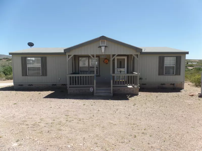 1357 N Saddleback Circle, Tombstone, AZ 85638