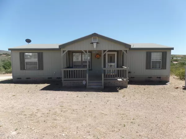 1357 N Saddleback Circle, Tombstone, AZ 85638