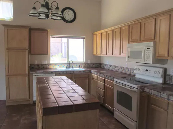 Nogales, AZ 85621,6 Lacey Court